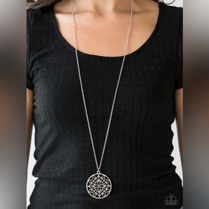❤️‍🔥5/$25❤️‍🔥 Mandala Melody Silver Necklace